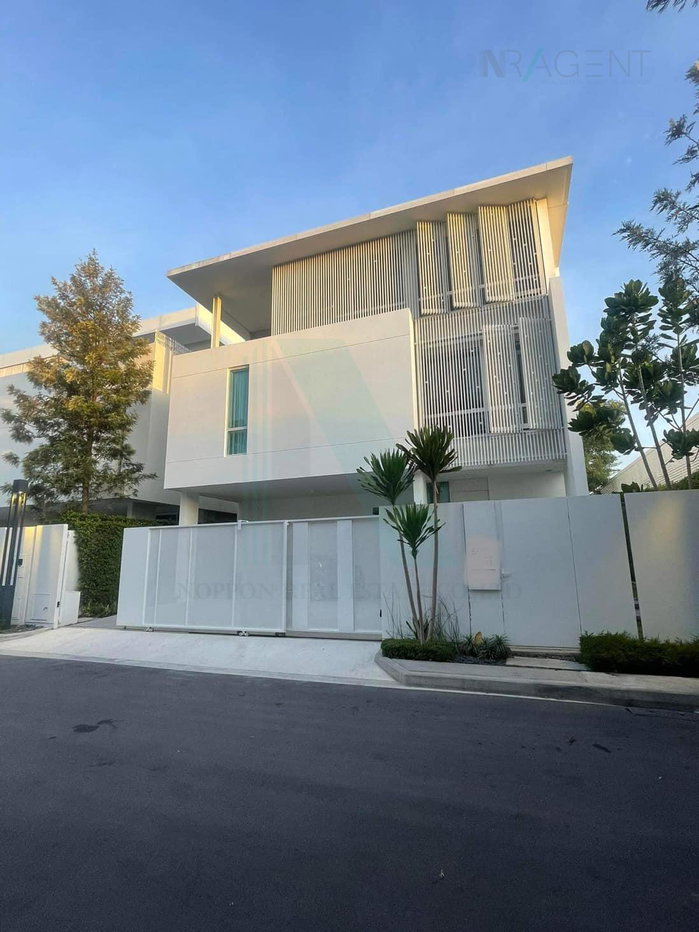 รูป 📌 ให้เช่าบ้านเดี่ยว 3 ชั้น วีเว่ เอกมัย-รามอินทรา 4 ห้องนอน 5 ห้องน้ำ - รูปที่ 1/8