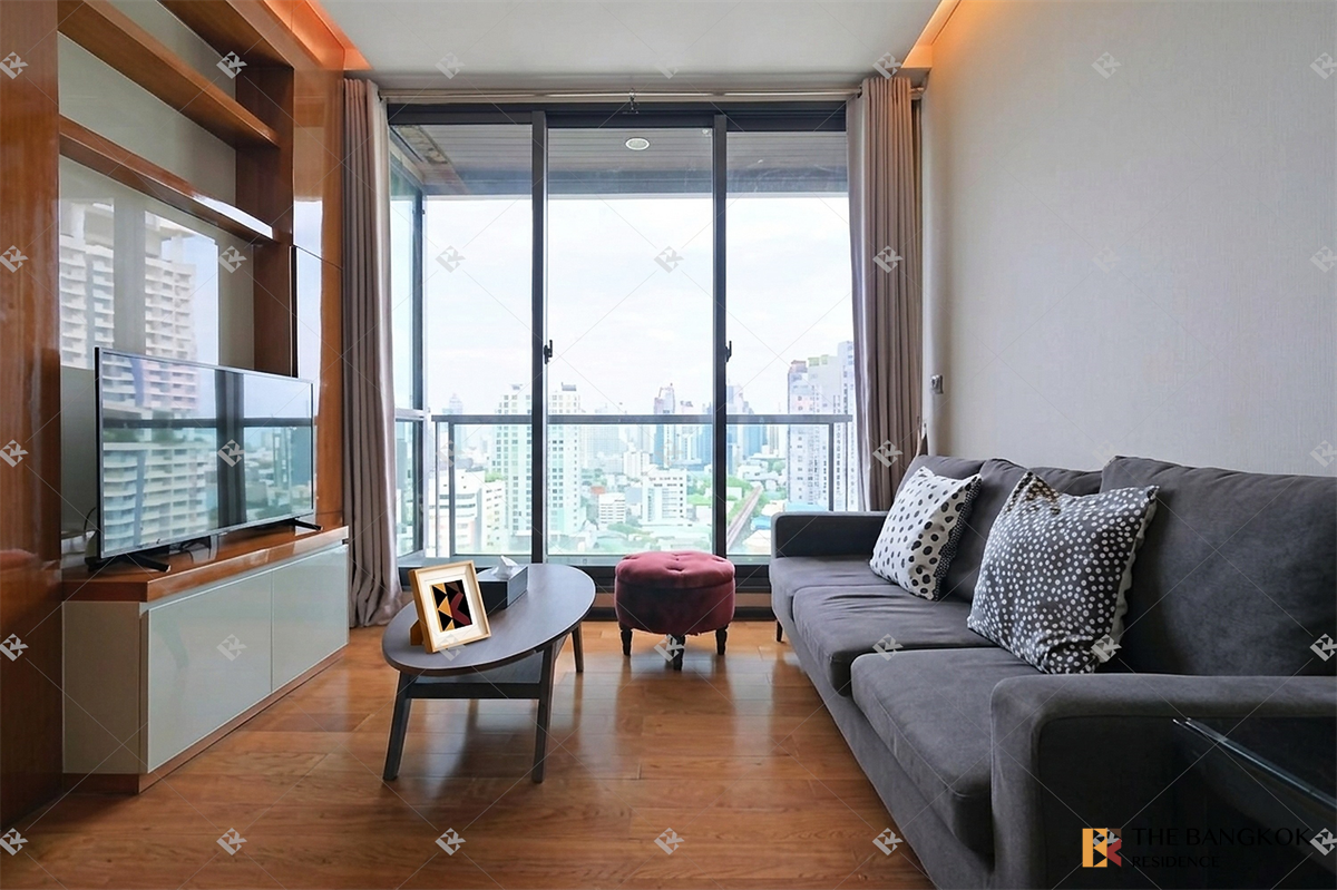 picture The Address Sukhumvit 28 near BTS Phrom Phong Move-in Ready, Just Bring Your Stuff - 3/10