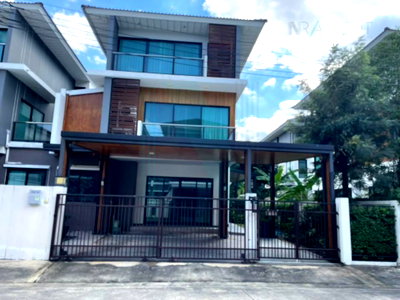 Houses for rent : 📌 For Rent 3-story Twinhouse SUPALAI ESSENCE LADPRAO 4 bedroom 4 bathroom