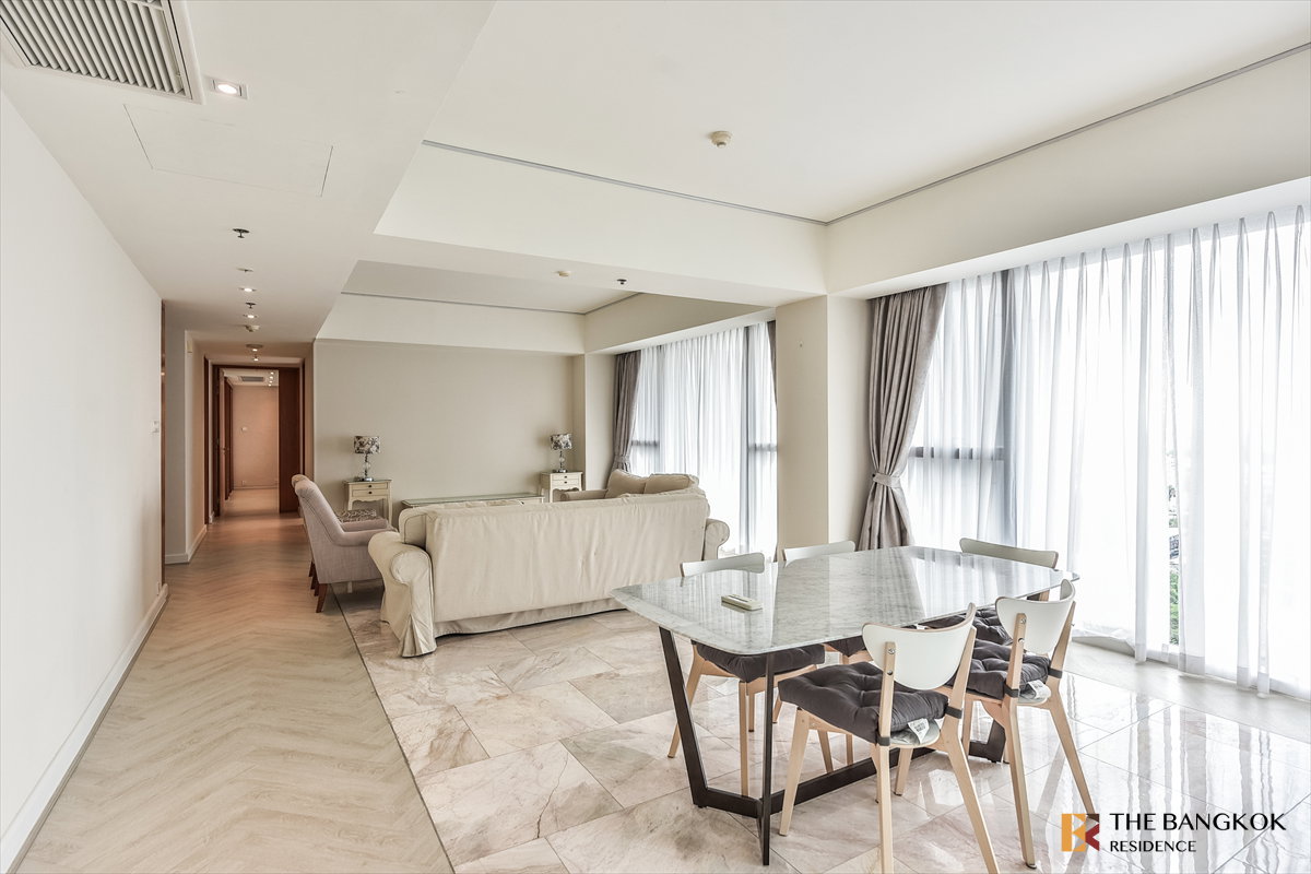picture Rental Condo 🌇 The Met Sathorn, 3BR 227.63 sq.m. 130K 💎 Beautiful Spacious Unit with Warm-Toned Interiors  - 5/13