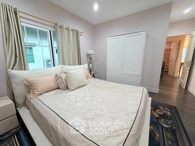 รูป บ้านเดี่ยว 4 ห้องนอน ขนาด 300 ตร.ม. ให้เช่า Nantawan Bangna Km.7 (ID 3166270) - รูปที่ 13/14