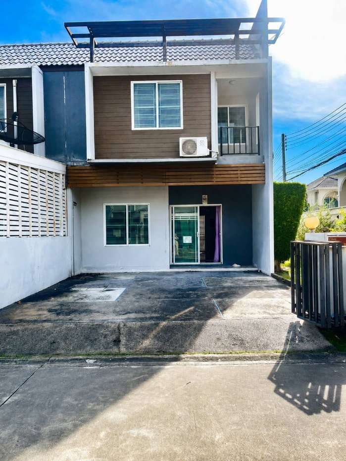 รูป 
  บ้านให้เช่า 2 ชั้น หลังมุม 37 ตร.วา ใกล้ ม.รังสิต หมู่บ้าน Areeya The Color ดอนเมือง - สรงประภา
 เลี้ยงสัตว์ได้ - รูปที่ 1/12