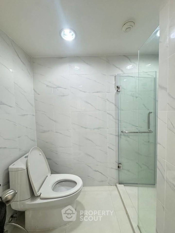 picture 3-BR Condo At Belle Grand Rama 9 Near MRT Phra Ram 9 (ID 3168784) - 20/23