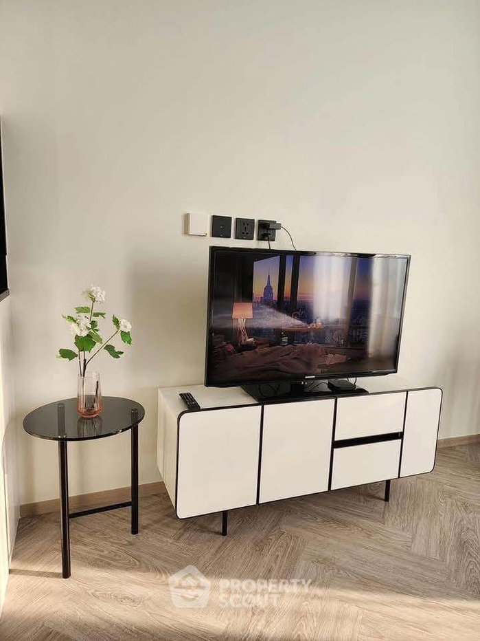 picture 40th-Floor 1-BR Condo At Chapter Charoenkrung-Riverside (ID 3168842) - 4/7