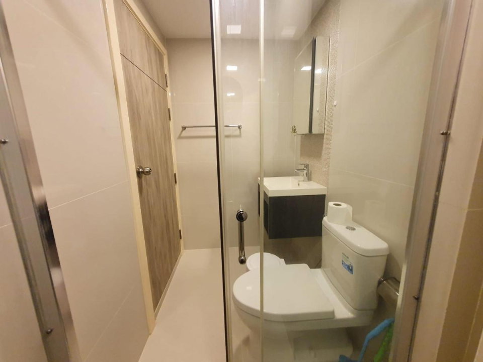 รูป 🏙️✨ FOR RENT: Na Veera Phahon–Ari  📩 Interested in this room? Screenshot or copy the link and send us via Line for more details & room viewing.   - รูปที่ 7/9