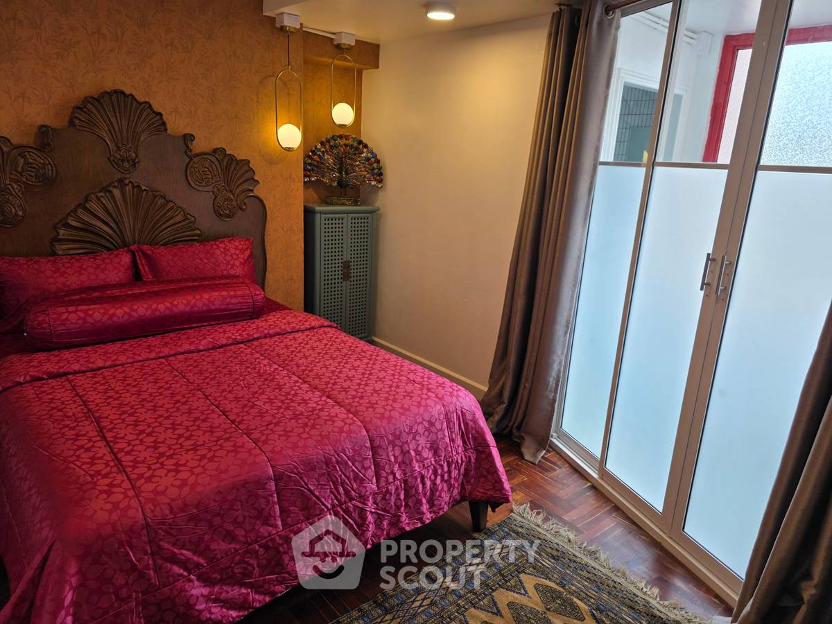 picture 142 Sqm 2-BR Sribumpen Condo Home Near MRT Khlong Toei (ID 3163533) - 10/29