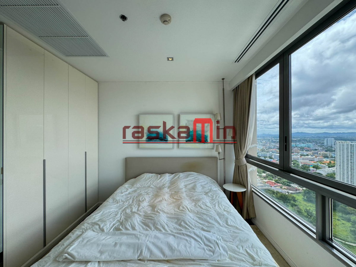 รูป นอร์ทพอยท์ วงศ์อมาตย์ คอนโดดูเพล็กซ์ให้เช่า 4 ห้องนอน 220 ตร.ม. ชั้นสูง หาดวงศ์อมาตย์ - รูปที่ 12/31