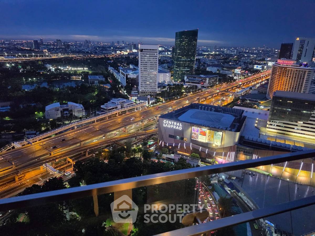 picture 60m To MRT Phahon Yothin | 1-BR Condo At The Crest Park Residences (ID 3165879) - 23/28