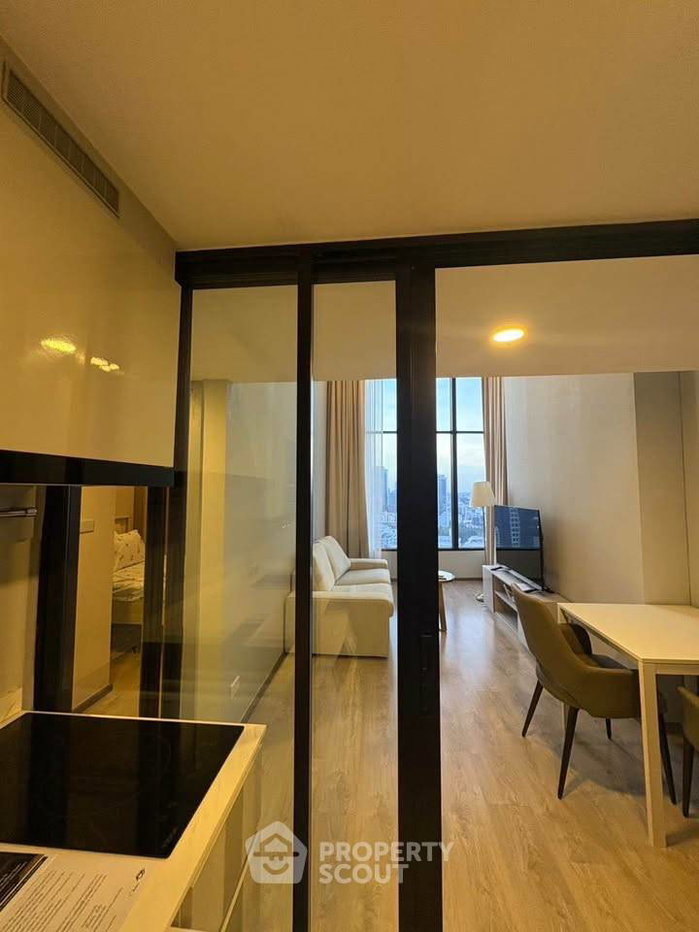 picture 18th-Floor 2-BR At SOHO Bangkok Ratchada Near MRT Huai Khwang (ID 3168233) - 4/12