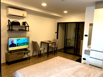คอนโดให้เช่า : 🏙️✨ FOR RENT: Na Veera Phahon–Ari  📩 Interested in this room? Screenshot or copy the link and send us via Line for more details & room viewing. 