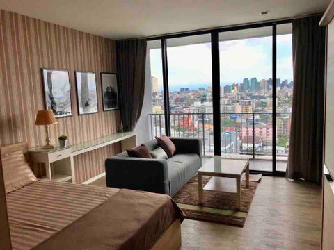 🏙️✨ FOR RENT: The Issara Ladprao — HIGH-FLOOR MODERN LIVING IN A PRIME LADPRAO LOCATION!  💰 Rental Price: 13,000 THB/month