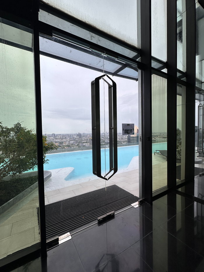 รูป ขายคอนโด KnightsBridge Space Ratchayothin ห้อง Duplex เพดานสูง ห้องมุม - รูปที่ 13/25