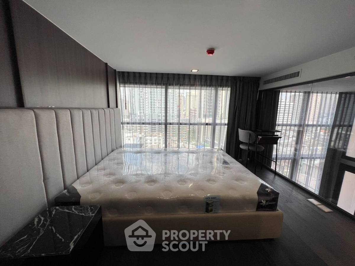 picture Pet-Friendly 1-BR At CONNER Ratchathewi Near BTS Ratchathewi (ID 3165588) - 8/16