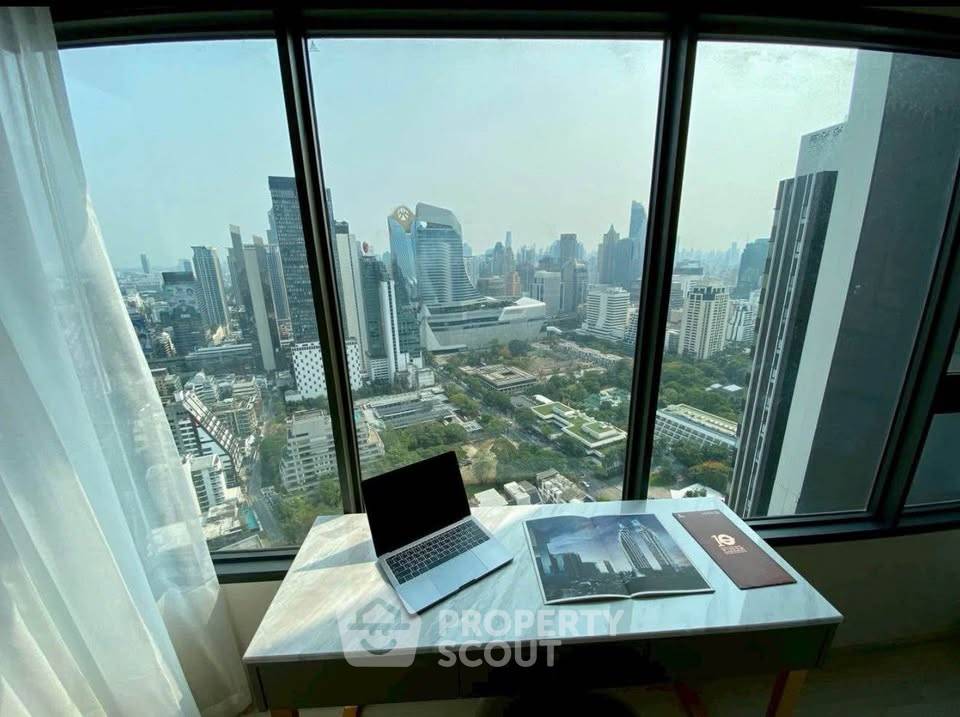 picture 40th-Floor 2-BR Condo At Life One Wireless Near BTS Phloen Chit (ID 3169073) - 8/10