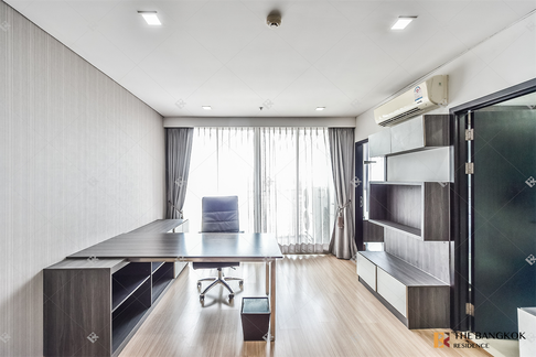 Le Luk Condominium Book before anyone else near BTS Phra Khanong