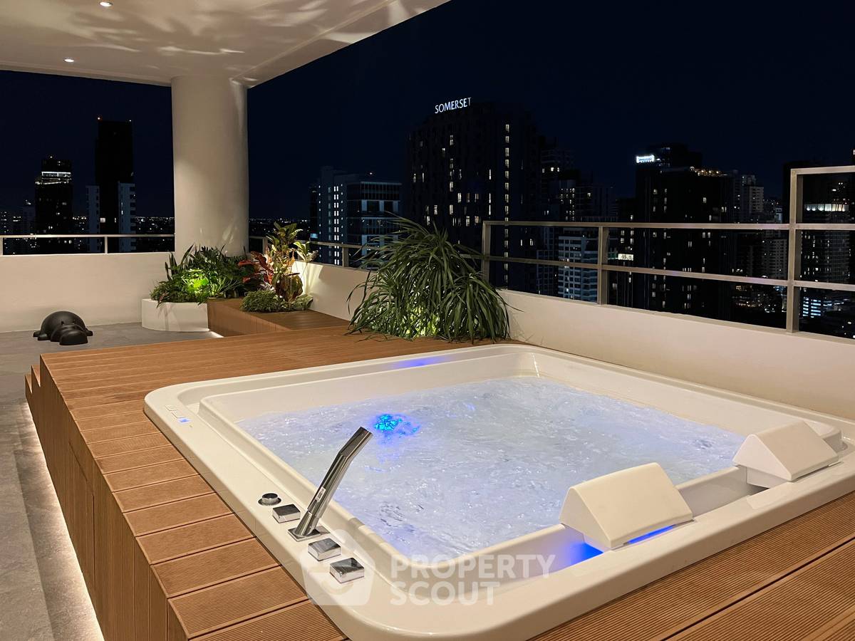รูป คอนโด 3 ห้องนอน ขนาด 473 ตร.ม. The Waterford Park Sukhumvit 53 ใกล้ BTS ทองหล่อ (ID 2089221) - รูปที่ 3/17