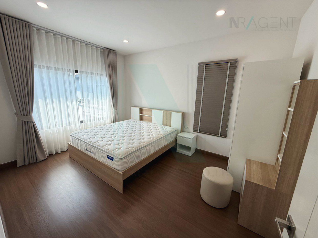 รูป 📌 ให้เช่าบ้านเดี่ยว 2 ชั้น บริทาเนีย บางนา - ศรีวารี 4 ห้องนอน 5 ห้องน้ำ - รูปที่ 7/8