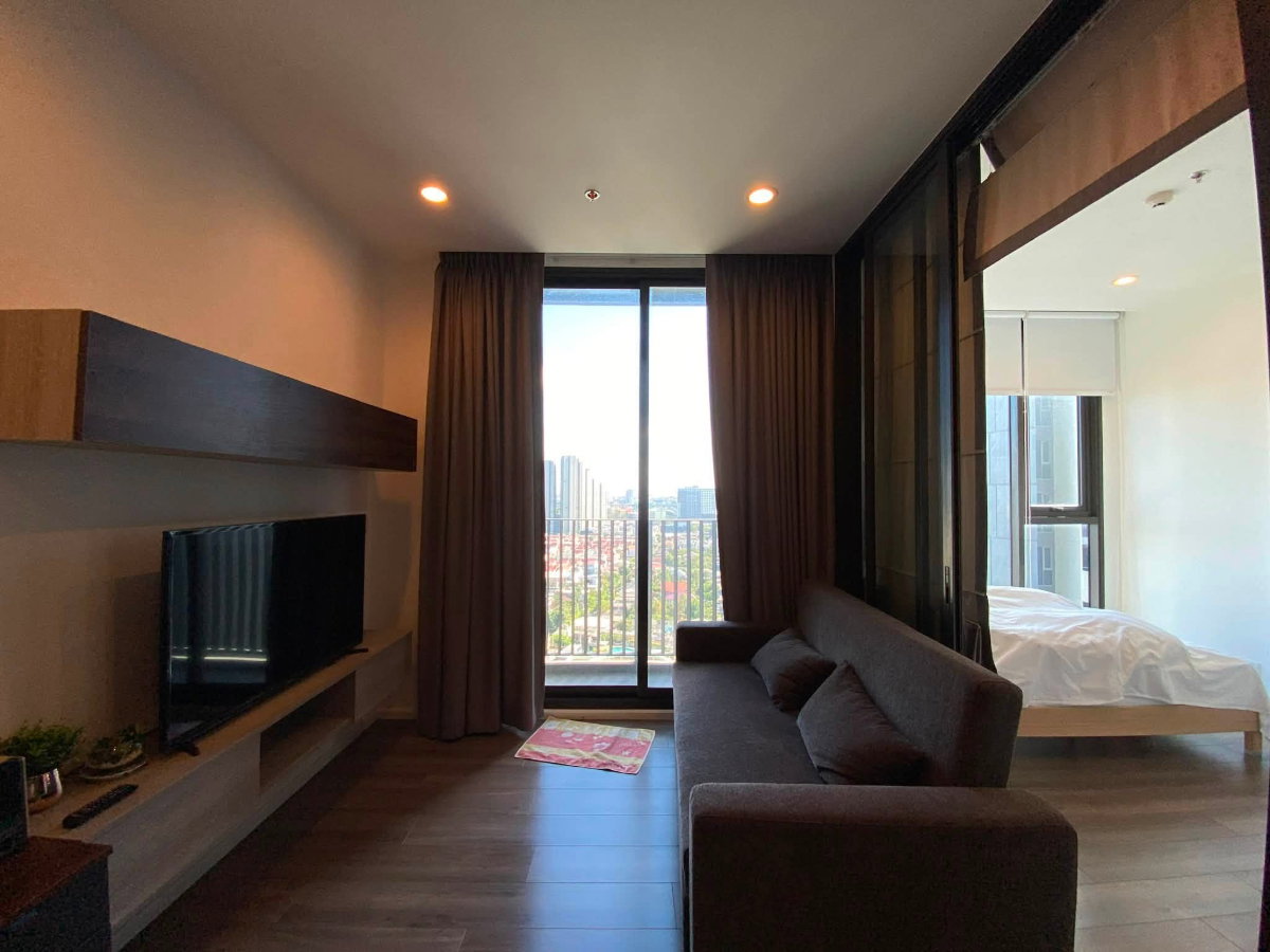 รูป ให้เช่า 🔥 Whizdom Essence Sukhumvit 🔥 2 ห้องนอน 2 ห้องน้ำ เฟอร์นิเจอร์ และ เครื่องใช้ไฟฟ้าครบ - รูปที่ 4/10