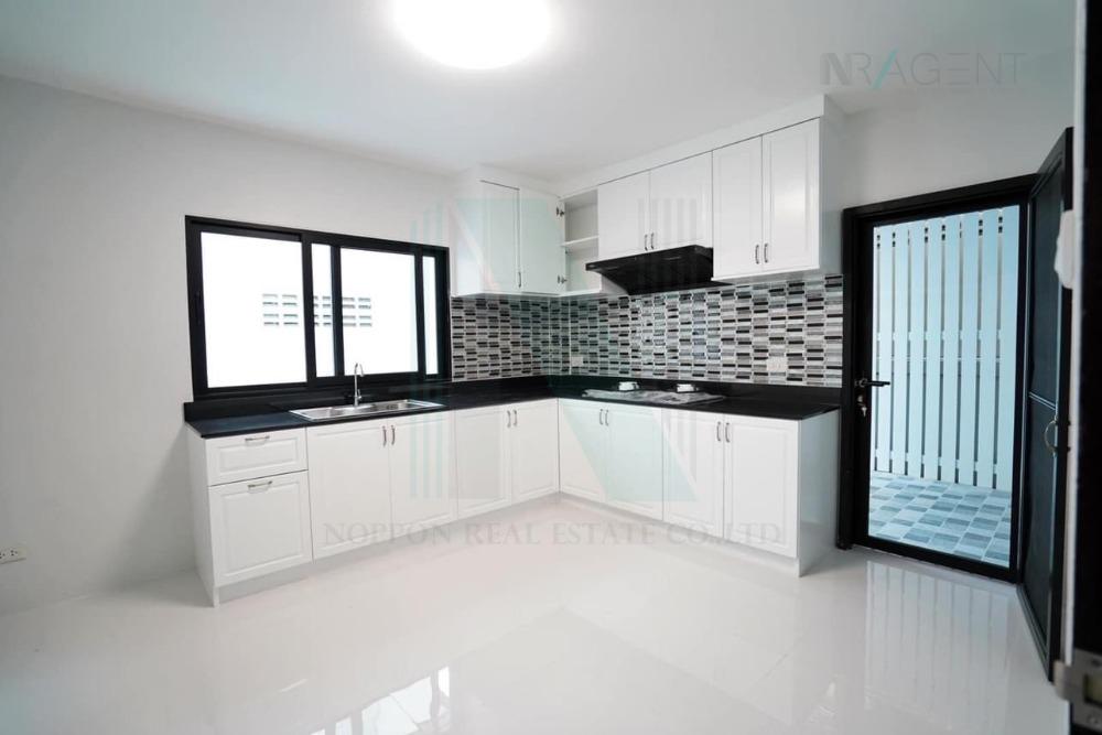 รูป 📌 ขายบ้านเดี่ยว โครงการ เดอะมาสเตอร์ รอยัล สวนหลวง ร.9 2 ชั้น 5 ห้องนอน 3 ห้องน้ำ - รูปที่ 4/8