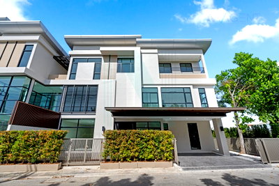 Houses for sale : 📌 For Sell House THE ZENITH 3-story 3 bedroom 4 bathroom