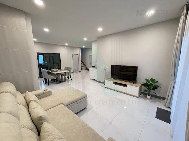 รูป 📌 ให้เช่าบ้านเดี่ยว 2 ชั้น เดอะ ซิตี้ บางนา 4 ห้องนอน 5 ห้องน้ำ - รูปที่ 2/8