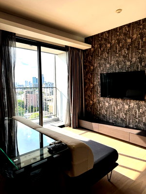 Condos for rent : ⚡️ Condo for rent: 1 bedroom, high floor, near BTS Sanam Pao (Phaya Thai District). Fully furnished and equipped with appliances.