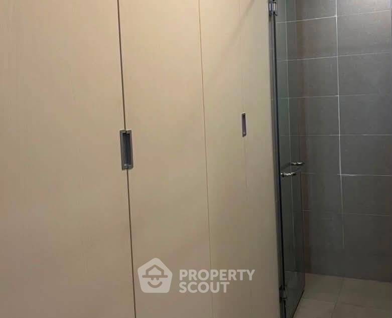 รูป ใกล้ BTS เพลินจิต 100 ม. | ขายคอนโด 1 ห้องนอน Noble Ploenchit (ID 3168833) - รูปที่ 17/18