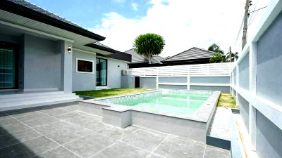 Houses for sale Bang Lamung Chonburi : Single house for sale in Pornthep 2 Village, Nong Prue, Bang Lamung, Chonburi. move in Ready