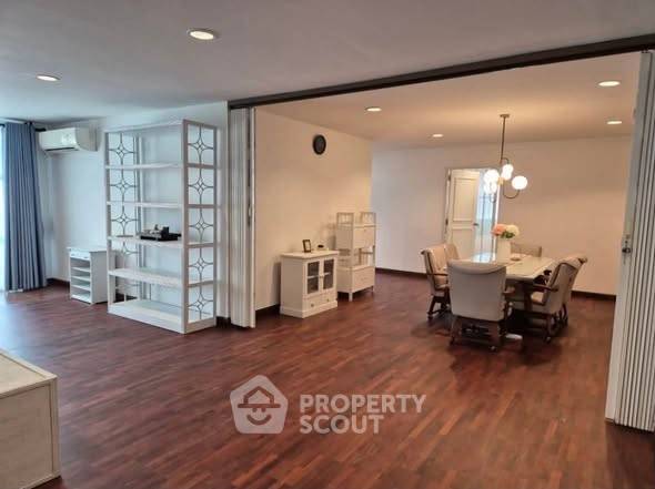picture Spacious 3-BR 200 Sqm At DS Tower 1 BTS Phrom Phong (ID 3167750) - 3/11