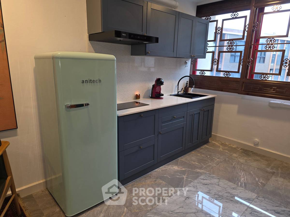 picture 142 Sqm 2-BR Sribumpen Condo Home Near MRT Khlong Toei (ID 3163533) - 22/29