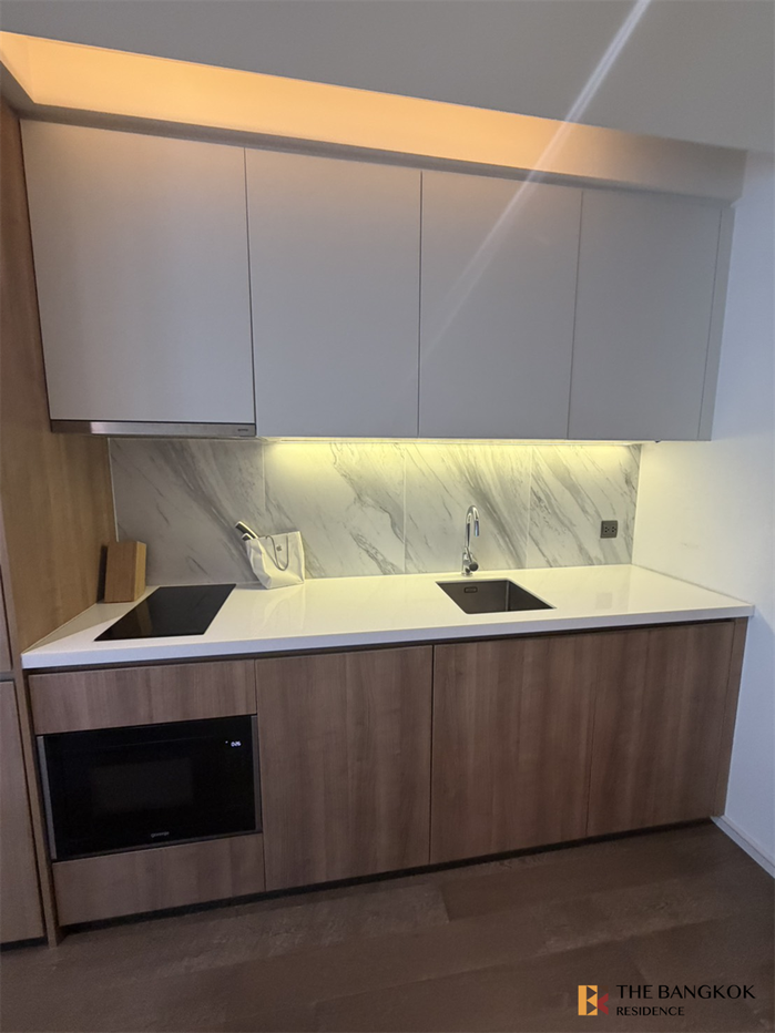 picture Muniq Sukhumvit 23 near MRT Sukhumvit Station - 7/10