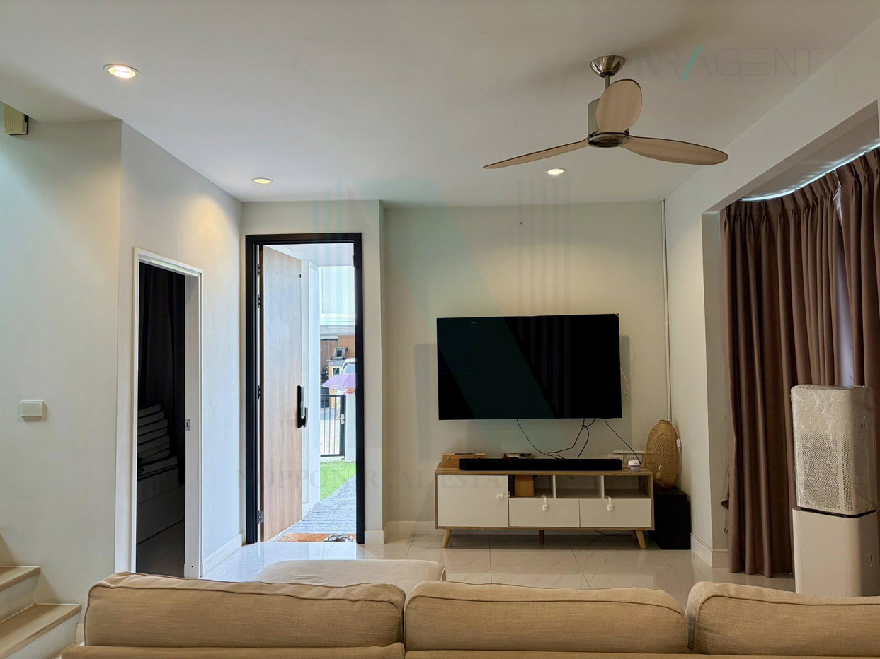 รูป 📌 ให้เช่าบ้านแฝด 2 ชั้น โคโม่ เบียงก้า บางนา 4 ห้องนอน 3 ห้องน้ำ - รูปที่ 3/8