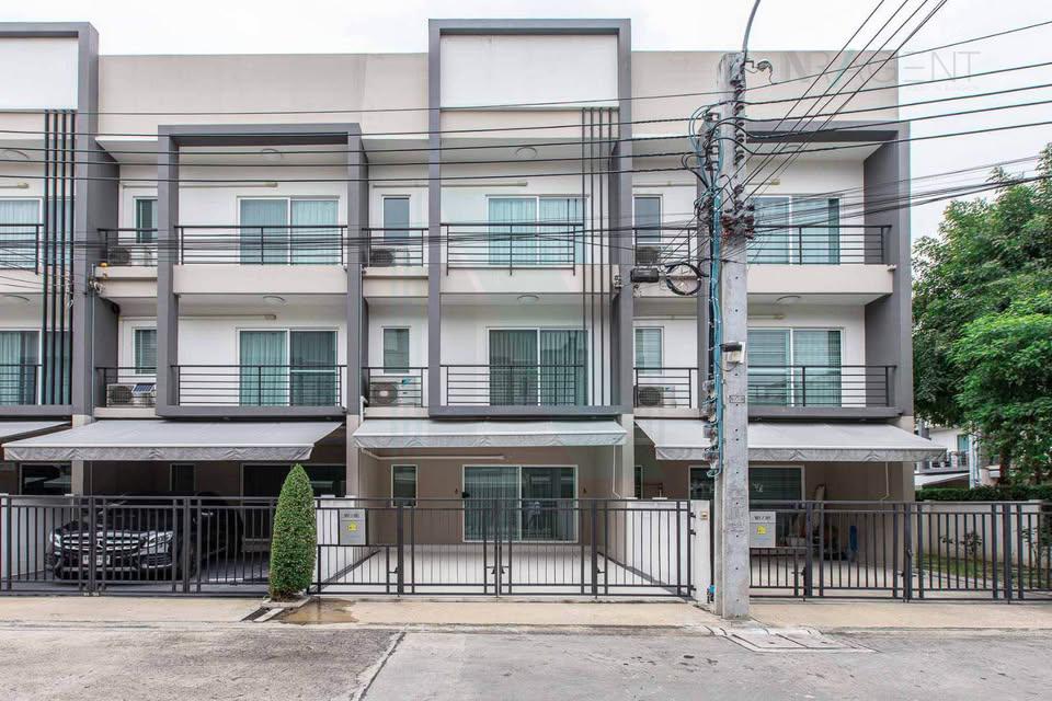 รูป 📌 ขายทาวน์เฮาส์ โครงการ บ้านกลางเมือง สุขุมวิท 77 3 ชั้น 3 ห้องนอน 3 ห้องน้ำ - รูปที่ 1/8