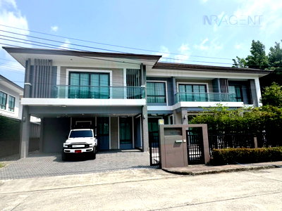 Houses for rent Srinagarindra Road : 📌 For Rent 2-story House THE PLAM PATTANAKARN 4 bedroom 4 bathroom