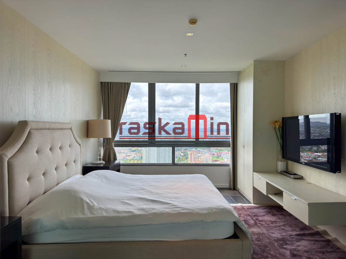 รูป นอร์ทพอยท์ วงศ์อมาตย์ คอนโดดูเพล็กซ์ให้เช่า 4 ห้องนอน 220 ตร.ม. ชั้นสูง หาดวงศ์อมาตย์ - รูปที่ 17/31