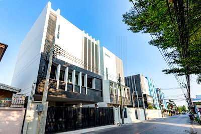 Houses for sale Bang Khen : 📌 For Sell House SYMMETRY KASET-NAWAMIN 4-story 3 bedroom 4 bathroom