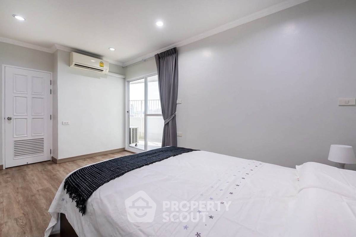 picture 23rd-Floor 3-BR Fifty Fifth Tower Thonglor 200m To BTS Thong Lor (ID 3167807) - 30/30