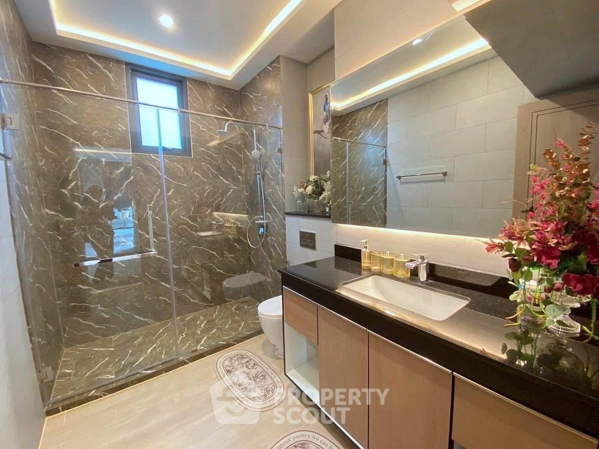 picture 342 Sq M 4-BR House At Madcha Nirvana Pattaya (ID 2110569) - 17/17