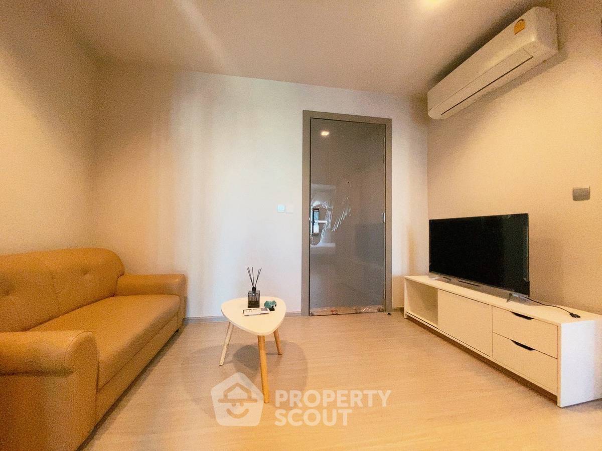 picture 16th-Floor 1-BR At Life Asoke - Rama 9 Near MRT Phra Ram 9 (ID 3171026) - 1/8