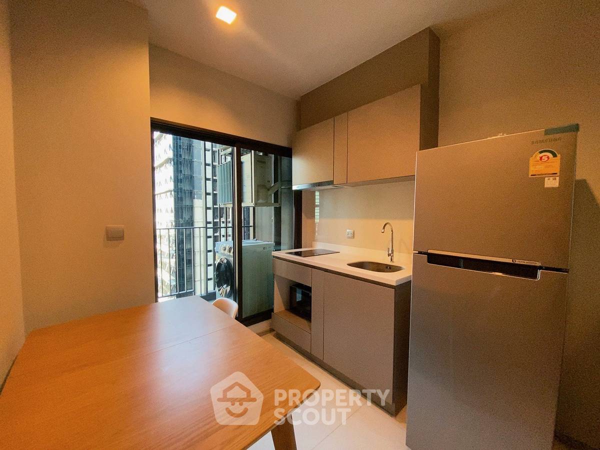 picture 16th-Floor 1-BR At Life Asoke - Rama 9 Near MRT Phra Ram 9 (ID 3171026) - 5/8