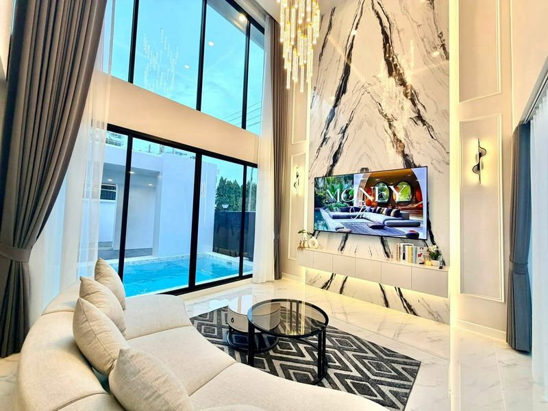 รูป Luxury Pool Villa พัทยา สร้างใหม่ ใกล้ทะเลดงตาล สวยหรู มีสระส่วนตัว - รูปที่ 2/16