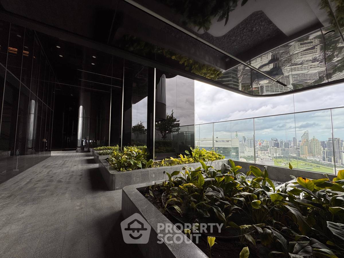 picture Great Value 43rd-Floor 1-BR Ashton Chula Silom Near MRT Sam Yan (ID 3078514) - 28/39