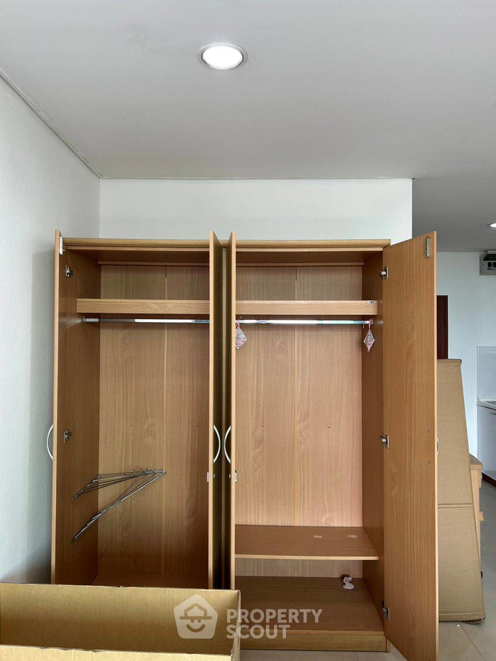 picture 23rd-Floor 1-BR At Lumpini Park View, 100m To MRT Lumphini (ID 2615058) - 8/11