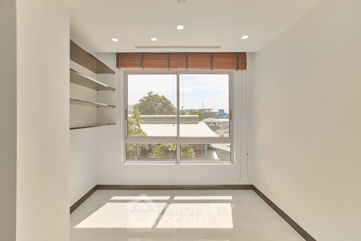 รูป ขายคอนโด 2 ห้องนอน The Lofts Yennakart ย่านช่องนนทรี (ID 3169874) - รูปที่ 9/44