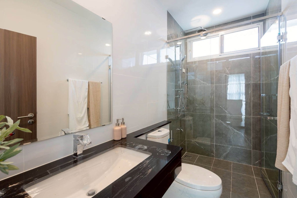 picture 🏡✨ 4-Bedroom Detached House for Rent – Spacious Home with Clubhouse & Swimming Pool ✨ - 10/20