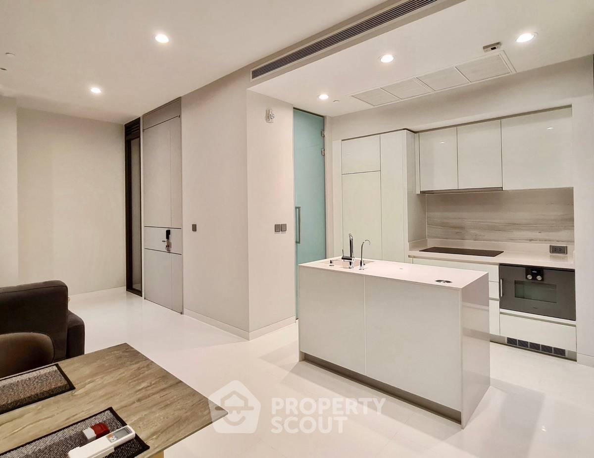 รูป ห่าง BTS พร้อมพงษ์ 100 เมตร | 2 ห้องนอน Vittorio Sukhumvit 39 (ID 3171046) - รูปที่ 4/18