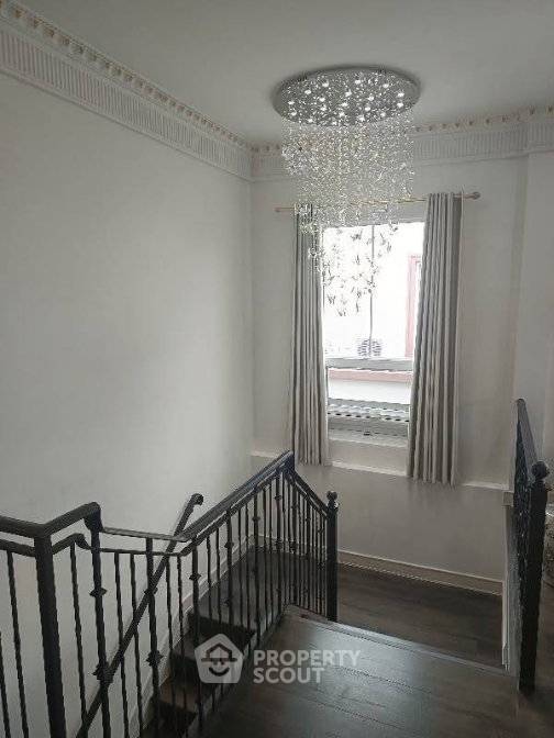 รูป บ้าน 4 ห้องนอน พื้นที่ 300 ตร.ม. ในโครงการ NANTAWAN Bangna KM.7 (ID 3162068) - รูปที่ 5/10