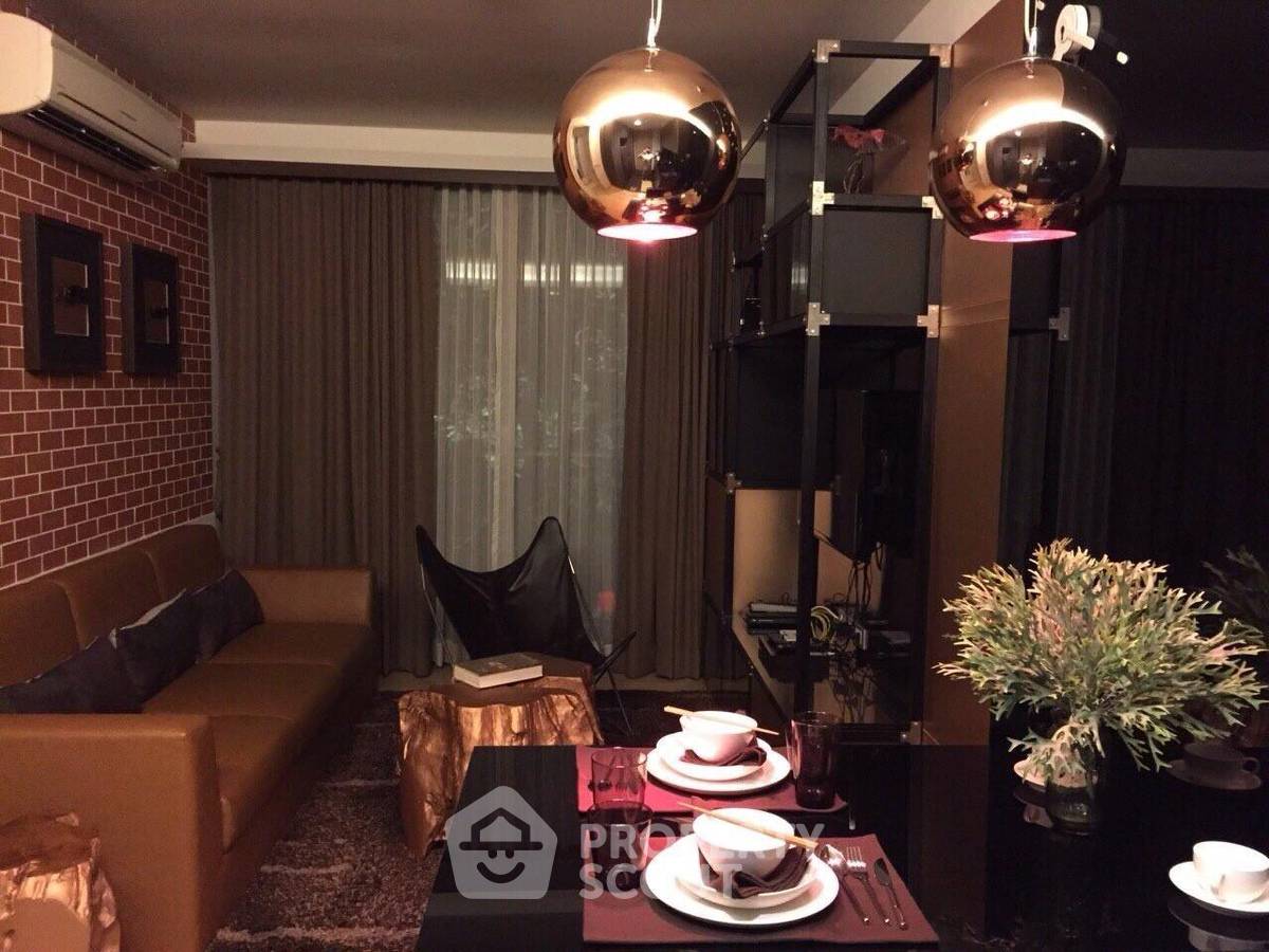 picture 1-BR Condo At Via 49 Near BTS Phrom Phong (ID 452760) - 2/11