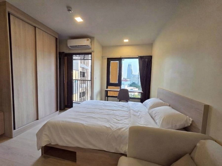 รูป ✨ ห้องสุดอบอุ่นฟีลชาร์จพลัง! | เช่า Flo by Sansiri ใกล้ BTS คลองสาน • 1Bed 30ตรม. • 13,000/ด. | ทักด่วน นัดชมฟรี! 🛌💖 - รูปที่ 2/9