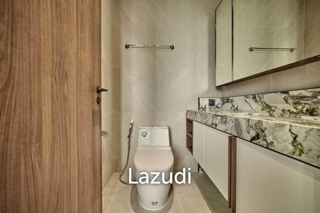 picture Junior Penthouse 3 bed 3 bath 181 sqm at ROMM Convent - 71/74